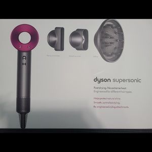 Stain Supersonic Hairdryer